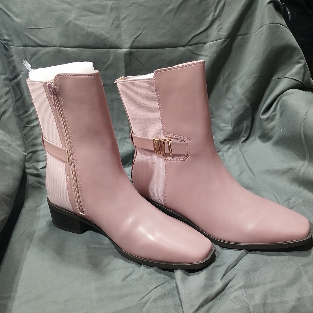 Elegant Pink Ankle Boots